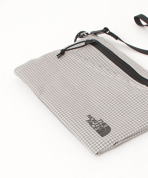 THE NORTH FACE(ザノースフェイス)の「ザ ノース フェイス THE NORTH FACE Rafter Shoulder Pouch S SP ラフターショルダーポーチS SP(ショルダーバッグ・メンズ・その他・ONE SIZE)」の2枚目の写真