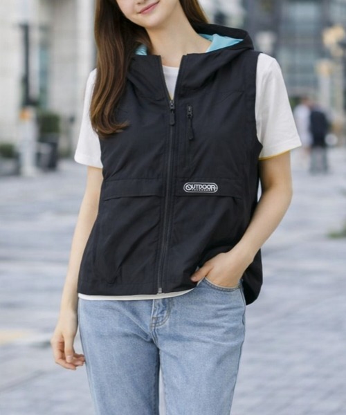 OUTDOOR PRODUCTS(アウトドアプロダクツ)の「OUTDOOR UV フード付きライトベスト(ベスト・レディース・カーキ/ブラック・LARGE/LL/3L/MEDIUM)」の1枚目の写真