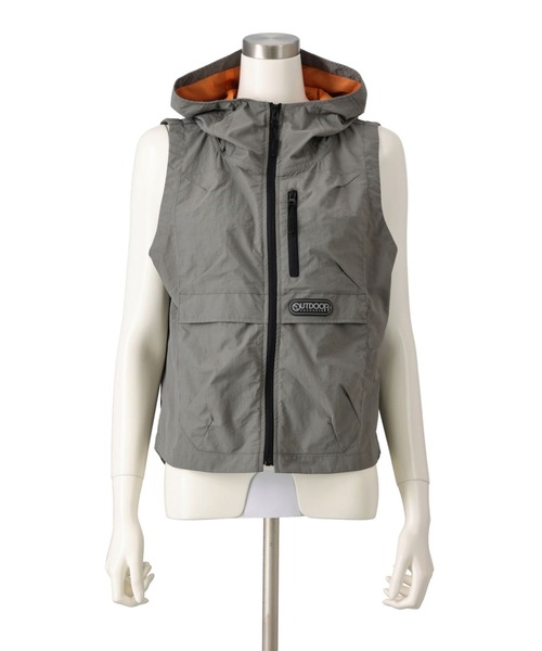 OUTDOOR PRODUCTS(アウトドアプロダクツ)の「OUTDOOR UV フード付きライトベスト(ベスト・レディース・カーキ/ブラック・LARGE/LL/3L/MEDIUM)」の8枚目の写真