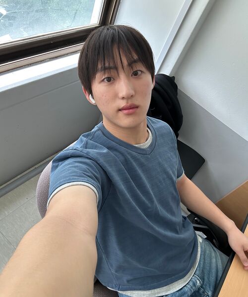 INTEMPOMOOD(インテンポムード)の「ミュートストライプVネックTシャツ : 2カラー(Tシャツ/カットソー・メンズ・ネイビー/チャコール・MEDIUM/LARGE/X-LARGE)」の14枚目の写真
