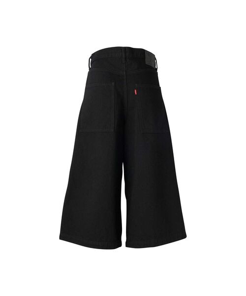 HYSTERIC GLAMOUR（ヒステリックグラマー）の「ニーダーツデニムハーフパンツ（デニムパンツ・レディース・ライトインディゴブルー/ブラック・SMALL/X-SMALL/MEDIUM）」の6枚目の写真