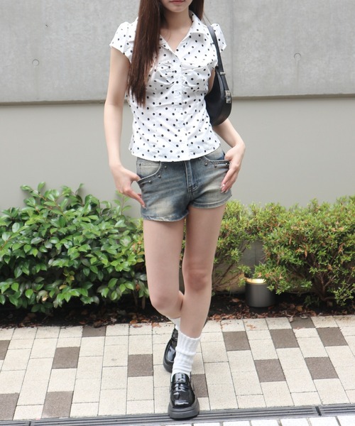 tinkerend(ティンカーエンド)の「Gathered Dot Blouse / ギャザードットブラウス(シャツ/ブラウス・レディース・ホワイト/ブラック・FREE)」の5枚目の写真