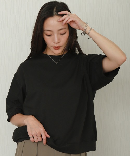 libelle more(リベル モア)の「切替デザインオーバーサイズTシャツ(Tシャツ/カットソー・レディース・グレイッシュベージュ/グリーン/オフホワイト/ブラック・L/M)」の15枚目の写真