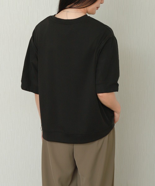 libelle more(リベル モア)の「切替デザインオーバーサイズTシャツ(Tシャツ/カットソー・レディース・グレイッシュベージュ/グリーン/オフホワイト/ブラック・L/M)」の16枚目の写真
