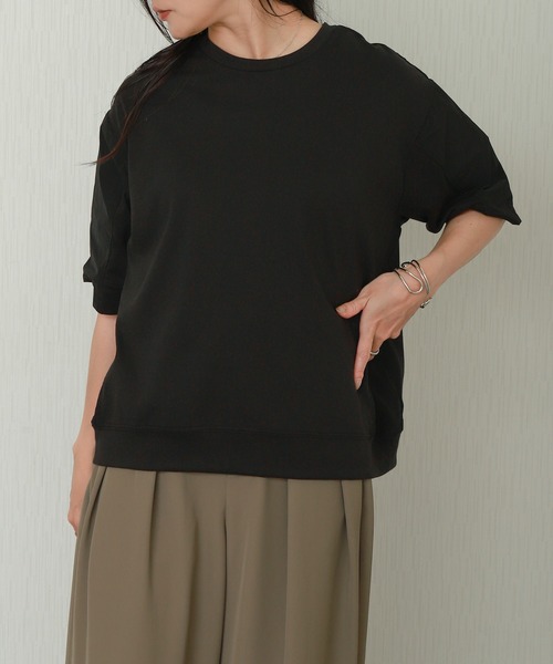 libelle more(リベル モア)の「切替デザインオーバーサイズTシャツ(Tシャツ/カットソー・レディース・グレイッシュベージュ/グリーン/オフホワイト/ブラック・L/M)」の14枚目の写真