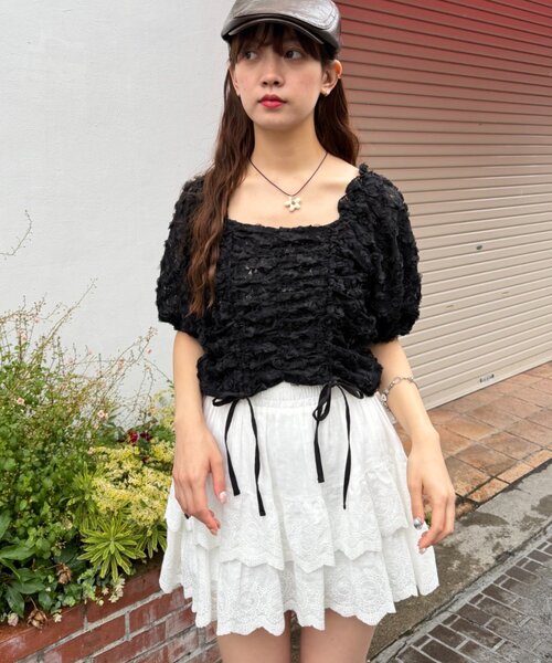 w closet(ダブルクローゼット)の「フラワーレースドロストブラウス 夏服(シャツ/ブラウス・レディース・グリーン/オフホワイト/ブラック・FREE)」の16枚目の写真