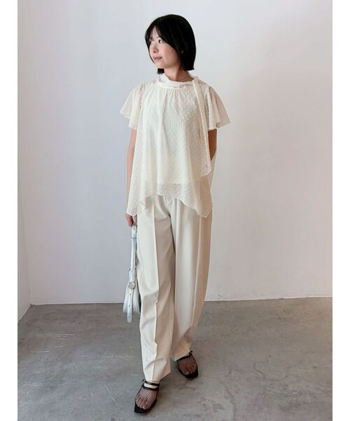 LAGUNAMOON（ラグナムーン）の「バイカラータックワイドパンツ 【夏服】【オフィスカジュアル】（その他パンツ・レディース・ブラウン/アイボリー・MEDIUM/SMALL）」の8枚目の写真