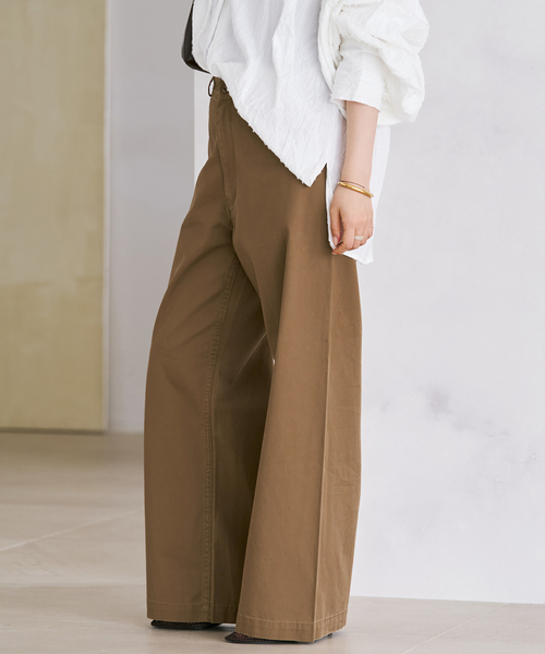 plage（プラージュ）の「Light straight チノパンツ（チノパンツ・レディース・キャメル/ホワイト・38/34/36）」の22枚目の写真