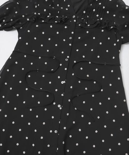URBAN RESEARCH ROSSO WOMEN(アーバンリサーチ ロッソ)の「『WEB限定』フラワー刺繍ピンタックフリルワンピース(ワンピース・レディース・ブラック・FREE)」の12枚目の写真