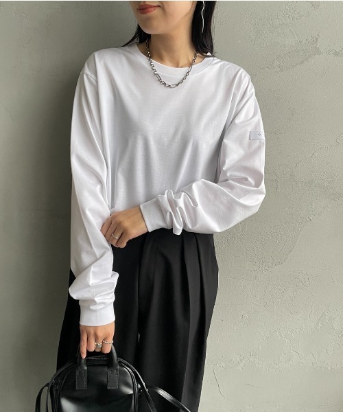 TATRAS（タトラス）の「【WEB先行予約】[TATRAS/タトラス] OSMO ワンポイントロゴ ロングスリーブTシャツ（Tシャツ/カットソー・レディース・ホワイト/ブラック・1/2/3）」の10枚目の写真
