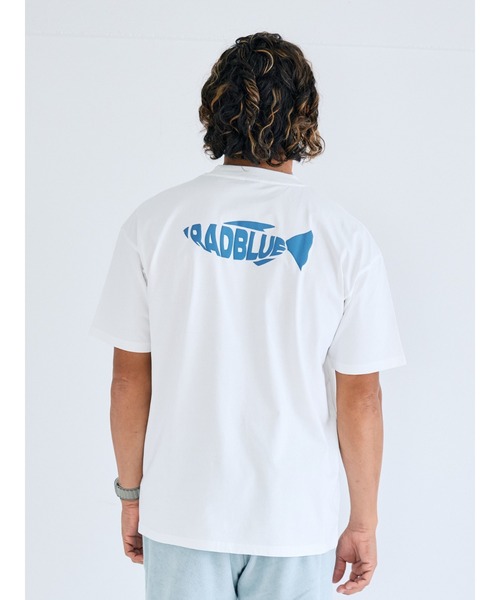 RadBlue（ラッドブルー）の「DrySilkyCotton Tshirt【fish】（その他トップス・メンズ・ホワイト/インディゴブルー・SMALL/MEDIUM/LARGE/X-LARGE/XL）」の2枚目の写真