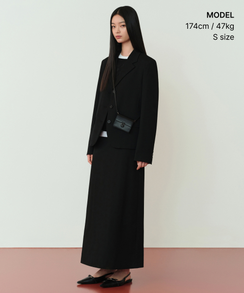 MUSINSA STANDARD WOMAN（ムシンサスタンダードウーマン）の「ウィメンズレギュラーフィット3ボタンブレザー[ブラック]（テーラードジャケット・レディース・その他・SMALL/MEDIUM/LARGE/X-SMALL）」の6枚目の写真