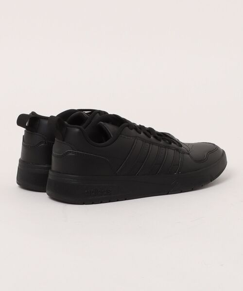 adidas(アディダス)の「《adidas》COURTWAVE M(スニーカー・メンズ・ブラック/ホワイト×ブラック/ホワイト系その他・25.5cm/26.0cm/26.5cm/27.5cm/28.0cm/27.0cm/25.0cm)」の4枚目の写真