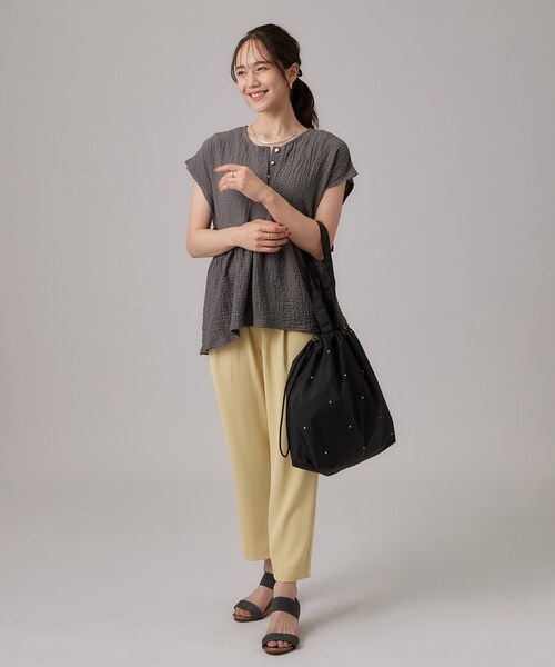 SHOO・LA・RUE(シューラルー)の「キラキラスタッズトートバッグ(トートバッグ・レディース・ナチュラル/ブラック/ライトパープル・00)」の5枚目の写真
