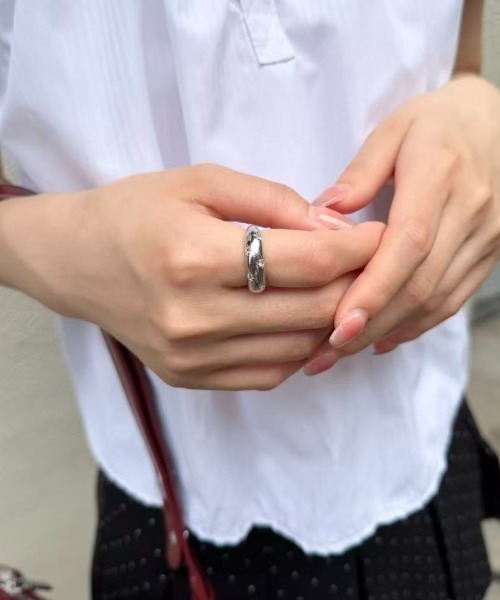 mebole(メボレ)の「round star ring(リング・レディース・ゴールド/シルバー・FREE)」の4枚目の写真