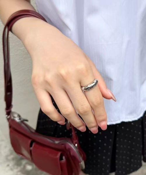 mebole(メボレ)の「round star ring(リング・レディース・ゴールド/シルバー・FREE)」の6枚目の写真