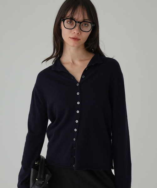 le(ル)の「【LE】ハイネックボタンカーディガン(カーディガン/ボレロ・レディース・ネイビー/アイボリー・フリー)」の2枚目の写真