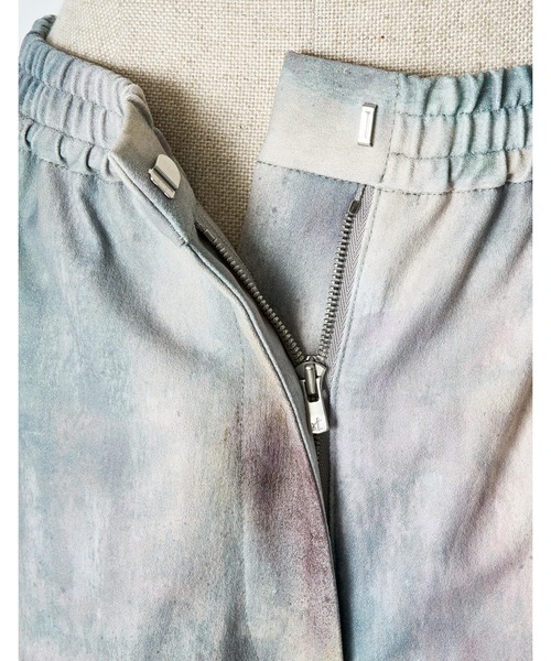 RUMCHE(ラムシェ)の「Soapstone Trousers / ソープストーンパンツ(その他パンツ・レディース・ライトグレー・SMALL/MEDIUM)」の7枚目の写真