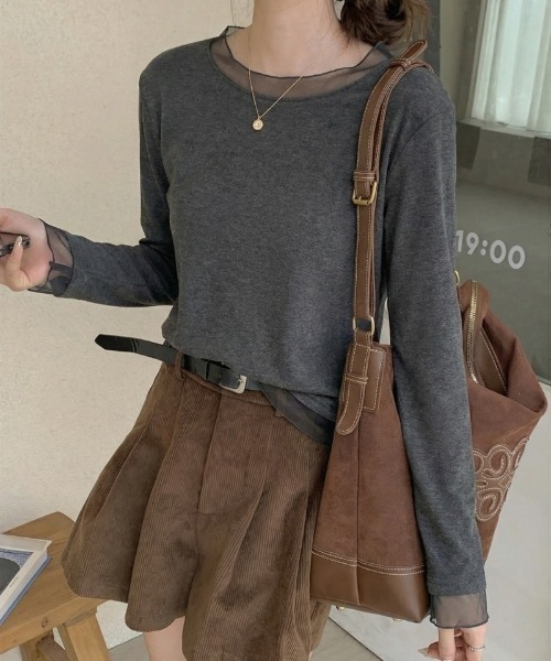 Ritzy(リッツィー)の「クルーネック・長袖シアーレイヤードカットソー(Tシャツ/カットソー・レディース・ブラック/グレー/ホワイト・LARGE/MEDIUM)」の3枚目の写真