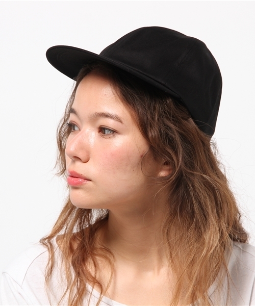 one after another NICE CLAUP（ワンアフターアナザーナイスクラップ）の「コットンシンプルキャップ（キャップ・レディース・ホワイト/グレー/ブラック・FREE）」の4枚目の写真