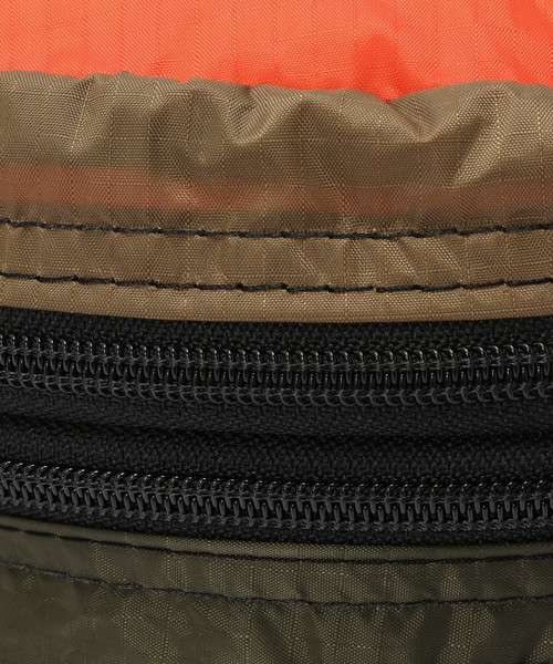 JOURNAL STANDARD(ジャーナルスタンダード)の「BATTLE LAKE / バトルレイク 別注 WAIST POUCH RIPSTOP(ショルダーバッグ・メンズ・ブラウン/カーキ・FREE)」の10枚目の写真