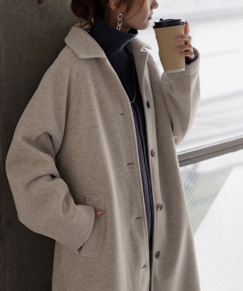 HUG.U(ハグユー)の「”着こめる" ステンカラーロングコート(チェスターコート・レディース・ダークグレー/オートミール/スモークグレー・FREE)」の6枚目の写真