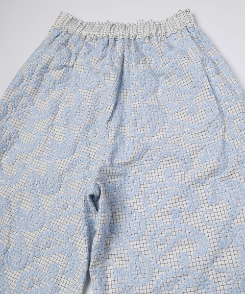 mintdesigns(ミントデザインズ)の「Layered Paisley Volume Pants(その他パンツ・レディース・サックスブルー/ブラック・ONESIZE)」の15枚目の写真