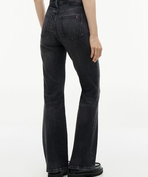 tommy jeans（トミー ジーンズ）の「シルヴィアハイライズブーツカットジーンズ（デニムパンツ・レディース・ブラック・26inch/25inch/27inch）」の6枚目の写真