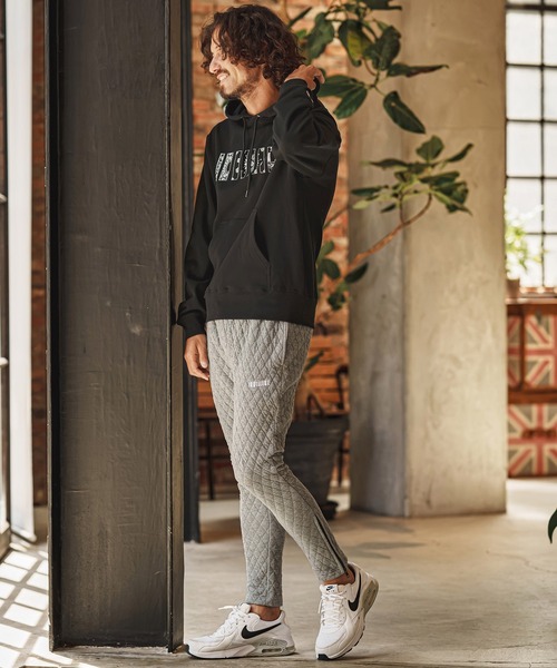 felkod(フィルコッド)の「mpa4259- Bandana Barcode Print Hoodie バンダナ柄バーコードプリントパーカー(F26F210)(パーカー・メンズ・ホワイト/ブラック/ライトピンク・L/M/S/XL)」の7枚目の写真
