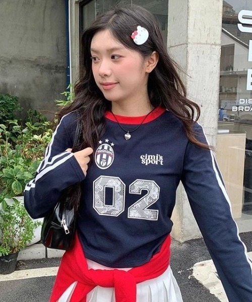 AVYL(アヴィル)の「ナンバープリント袖ラインゲームシャツ(Tシャツ/カットソー・レディース・ネイビー/グレー・M)」の13枚目の写真