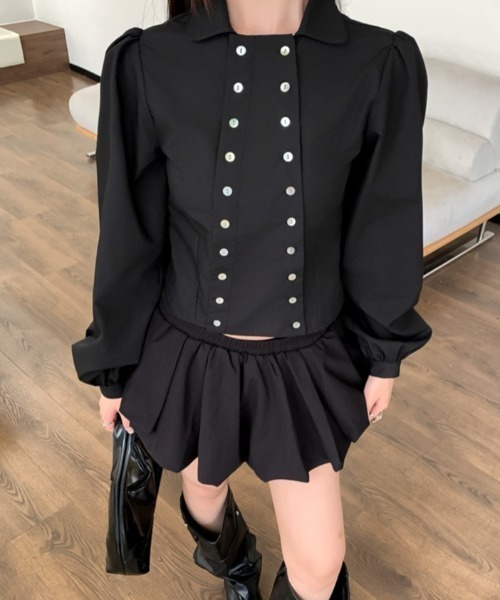 Aelina(エリナ)の「ダブルブレストパフスリーブショートブラウス(シャツ/ブラウス・レディース・ホワイト/ブラック・FREE)」の13枚目の写真