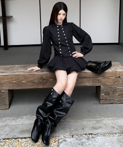 Aelina(エリナ)の「ダブルブレストパフスリーブショートブラウス(シャツ/ブラウス・レディース・ホワイト/ブラック・FREE)」の14枚目の写真