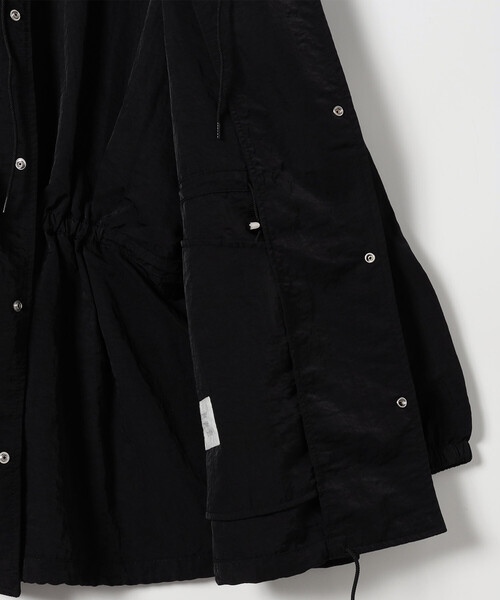 FREAK'S STORE(フリークスストア)の「crinkle crinkle crinkle/クリンクルクリンクルクリンクル gather monster coach jacket/ギャザー モンスターコーチジャケット(ナイロンジャケット・レディース・ネイビー/ブラック・フリ-)」の12枚目の写真