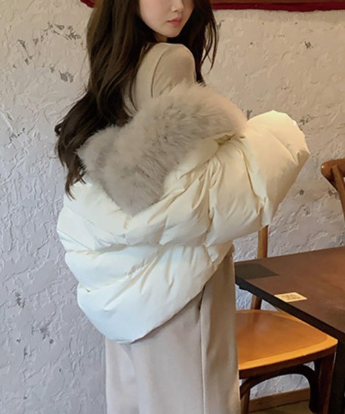 ADDITION STORE(アディションストア)の「\2WAY♪ファー脱着デザイン/ フェイクファー レイヤード ファイバーダウン ジャケット / 中綿ブルゾン(ダウンジャケット/コート・レディース・サックスブルー/ブラック/ピンク/オフホワイト・LARGE/X-SMALL/MEDIUM/SMALL)」の13枚目の写真