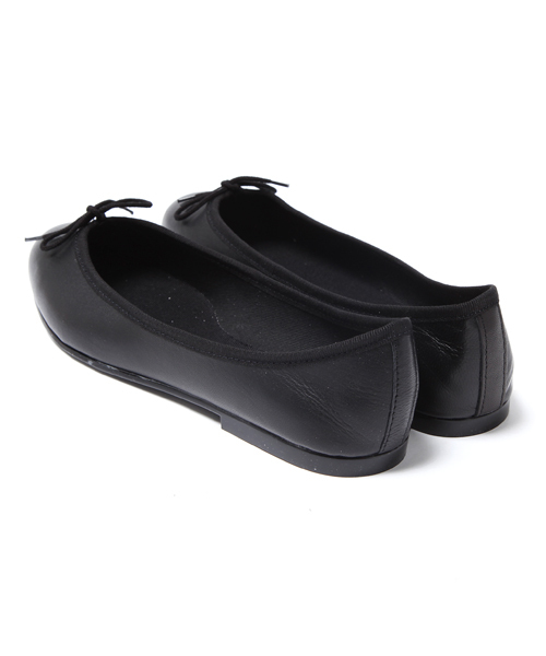 HELIOPOLE（エリオポール）の「HIRICA シープスキンバレエシューズINA/AGNEAU（バレエシューズ・レディース・ベージュ/ブラック・39/37/38/36）」の4枚目の写真