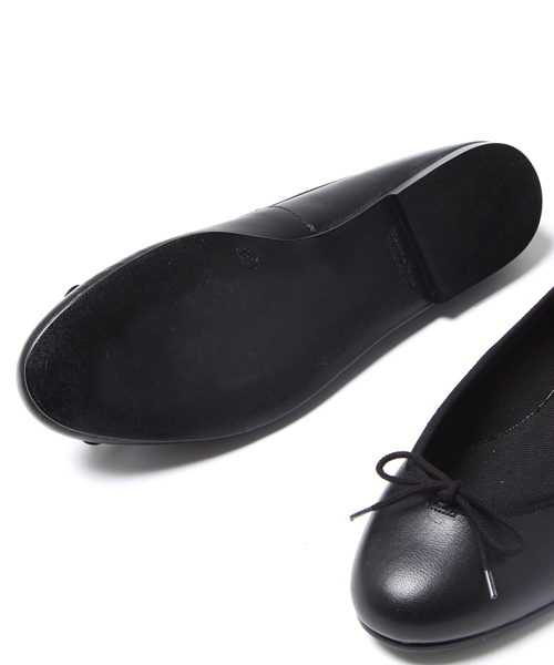 HELIOPOLE（エリオポール）の「HIRICA シープスキンバレエシューズINA/AGNEAU（バレエシューズ・レディース・ベージュ/ブラック・39/37/38/36）」の7枚目の写真