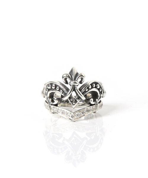 ROYAL ORDER(ロイヤルオーダー)の「VERONIQUE TIARA RING w/ PAVÉ DIAMONDS(リング・レディース・シルバー・14号 US-7/11号 US-5h/10号 US-5/13号 US-6h/15号 US-7h/18号 US-9/16号 US-8/12号 US-6)」の2枚目の写真