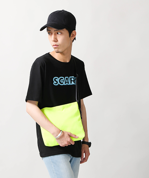 WEGO(ウィゴー)の「WEGO/シンプルサコッシュ(ショルダーバッグ・メンズ・ブラック/イエロー/オレンジ/ピンク・FREE)」の11枚目の写真