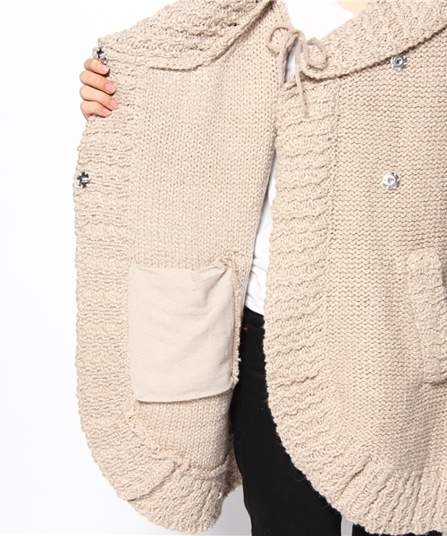 DouDou（ドゥドゥ）の「酸性ACニットガウン（その他アウター・レディース・ベージュ・FREE）」の6枚目の写真