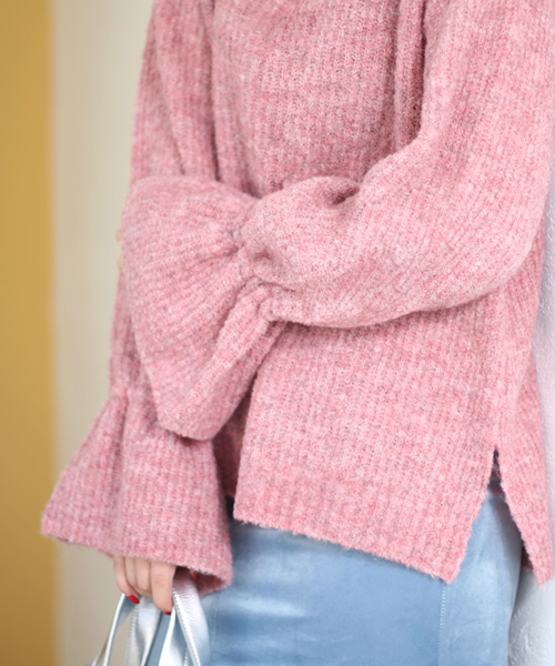 Bab Bou Jeloud（バブブージュルード）の「スヌード付き2WAYキャンディースリーブトップス（ニット/セーター・レディース・オフホワイト/ネイビー/ピンク・FREE）」の4枚目の写真