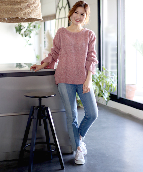 Bab Bou Jeloud（バブブージュルード）の「スヌード付き2WAYキャンディースリーブトップス（ニット/セーター・レディース・オフホワイト/ネイビー/ピンク・FREE）」の12枚目の写真