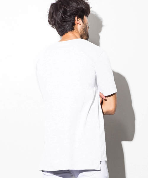 AZ by junhashimoto（エーゼイ バイ ジュンハシモト）の「AZ by junhashimoto(エーゼイ バイ ジュンハシモト)ロング丈 半袖Ｔシャツ（Tシャツ/カットソー・メンズ・ホワイト×ブラック/トップグレー/ブラック/ホワイト・MEDIUM/SMALL/LARGE/X-LARGE）」の10枚目の写真