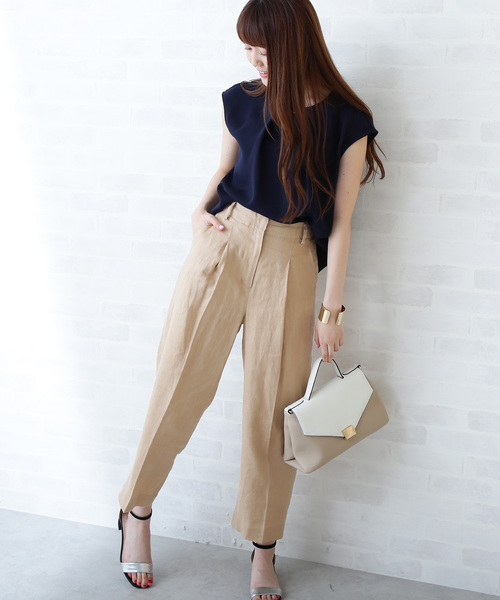 N.(N. Natural Beauty Basic)(エヌエヌナチュラルビューティーベーシック)の「◆パーツ付とろみノースリーブブラウス(シャツ/ブラウス・レディース・ネイビー/ブルー/ベージュ/ホワイト・MEDIUM)」の12枚目の写真