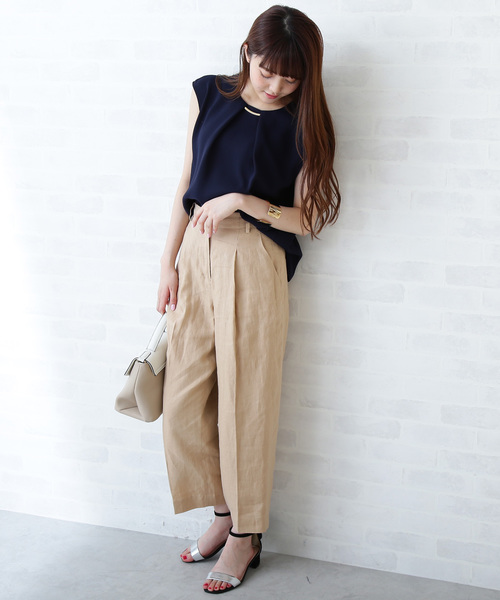 N.(N. Natural Beauty Basic)(エヌエヌナチュラルビューティーベーシック)の「◆パーツ付とろみノースリーブブラウス(シャツ/ブラウス・レディース・ネイビー/ブルー/ベージュ/ホワイト・MEDIUM)」の14枚目の写真