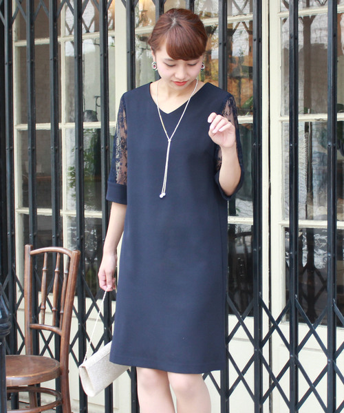 TRUDEA（トルディア）の「袖レースIラインワンピース（ドレス・レディース・ライトグレー/ブラック/ネイビー/ブルー/オレンジ/モカ・MEDIUM/LARGE/X-LARGE）」の19枚目の写真