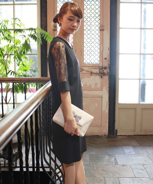 TRUDEA（トルディア）の「袖レースIラインワンピース（ドレス・レディース・ライトグレー/ブラック/ネイビー/ブルー/オレンジ/モカ・MEDIUM/LARGE/X-LARGE）」の16枚目の写真