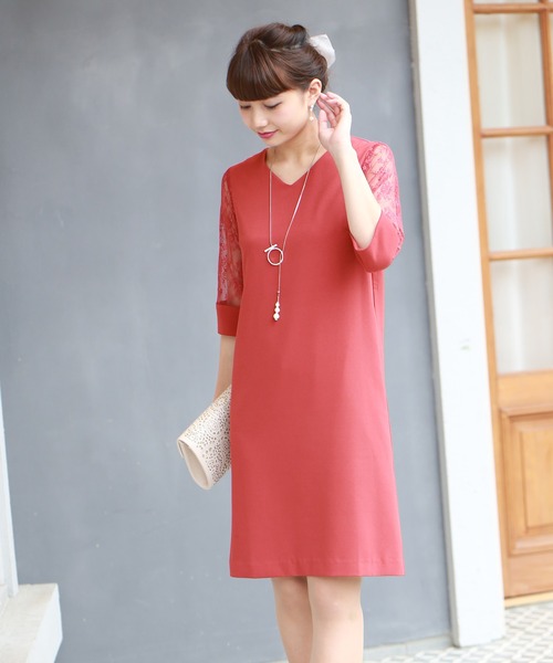 TRUDEA（トルディア）の「袖レースIラインワンピース（ドレス・レディース・ライトグレー/ブラック/ネイビー/ブルー/オレンジ/モカ・MEDIUM/LARGE/X-LARGE）」の14枚目の写真