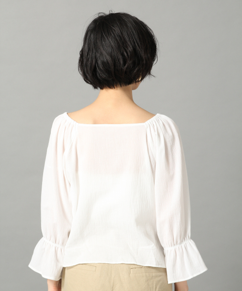 LOWRYS FARM（ローリーズファーム）の「スクエア２ＷＡＹブラウス　836521（シャツ/ブラウス・レディース・ブラック/ベージュ/オフホワイト/グリーン・FREE）」の12枚目の写真