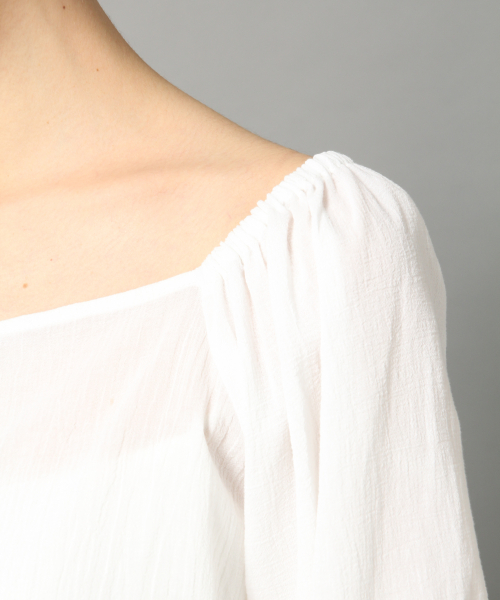 LOWRYS FARM（ローリーズファーム）の「スクエア２ＷＡＹブラウス　836521（シャツ/ブラウス・レディース・ブラック/ベージュ/オフホワイト/グリーン・FREE）」の6枚目の写真