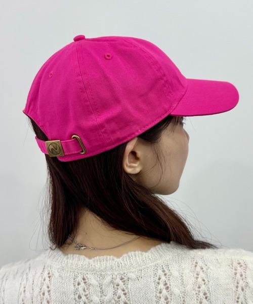 newhattan（ニューハッタン）の「【newhattan】ニューハッタン 無地 ストーン ウォッシュド ツイル ローキャップ 帽子/STONE WASHED TWILL CAP（キャップ・レディース・ホワイト/ブラック/カーキ/オリーブ/ネイビー/ライトインディゴブルー/ダークブルー/ライトブラック/チャコールグレー/ライトイエロー/オレンジ系その他/ライトベージュ/ダークブラウン/グレー/ダークグリーン/ライム/ダークブラック/ピンク・FREE）」の17枚目の写真